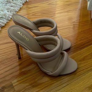 Heels Size 6.5 - Aldo 👠